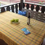 Emi Vendeghaz Guest house