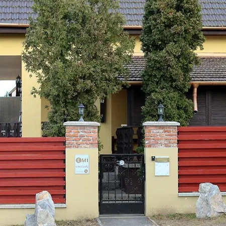 Emi Vendeghaz Konukevi 4*