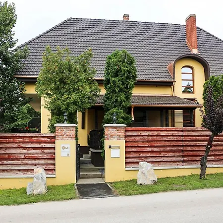 Emi Balatonszárszó