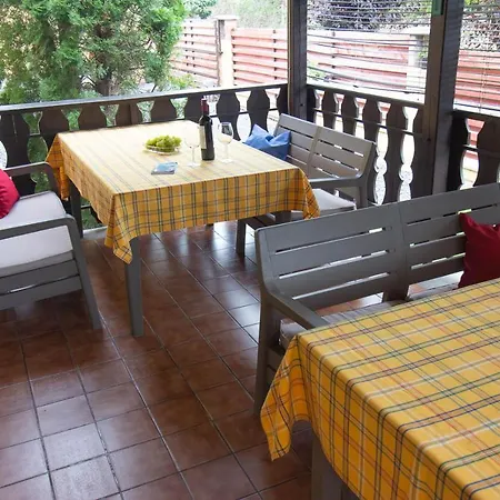 Emi 4* Balatonszárszó