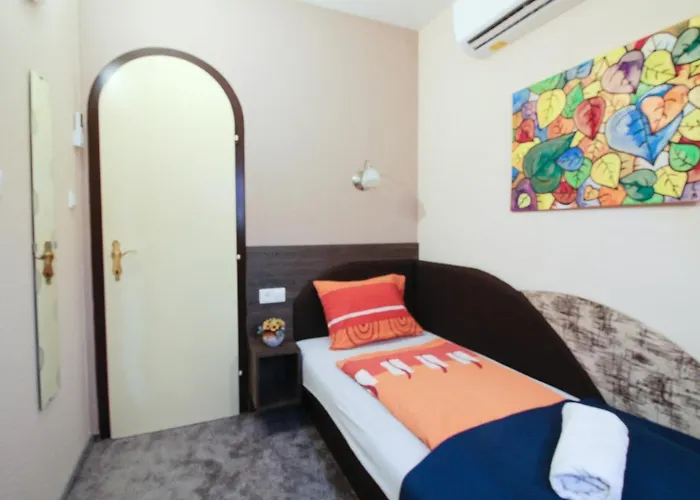 Emi Vendeghaz Guest house 4*