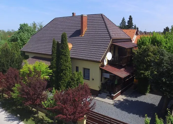 Guest house Emi Vendeghaz Balatonszemes