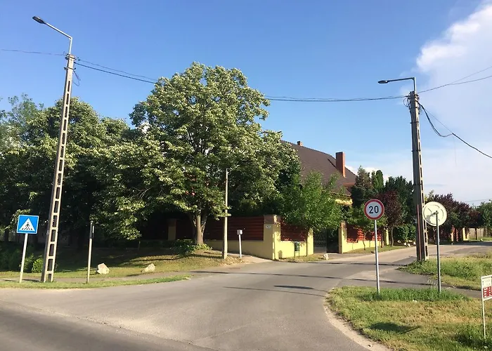 Emi Vendeghaz Balatonszemes