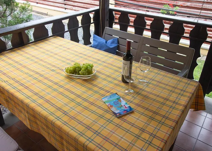 Emi Vendeghaz Guest house
