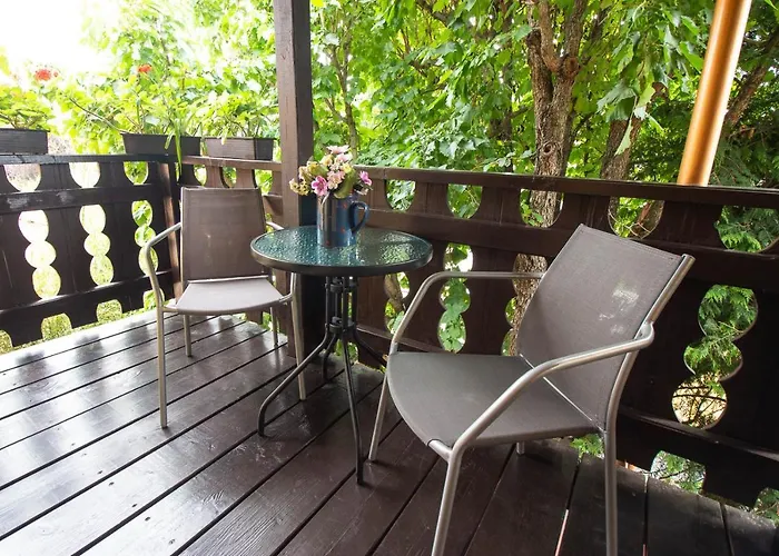 Emi Vendeghaz Guest house